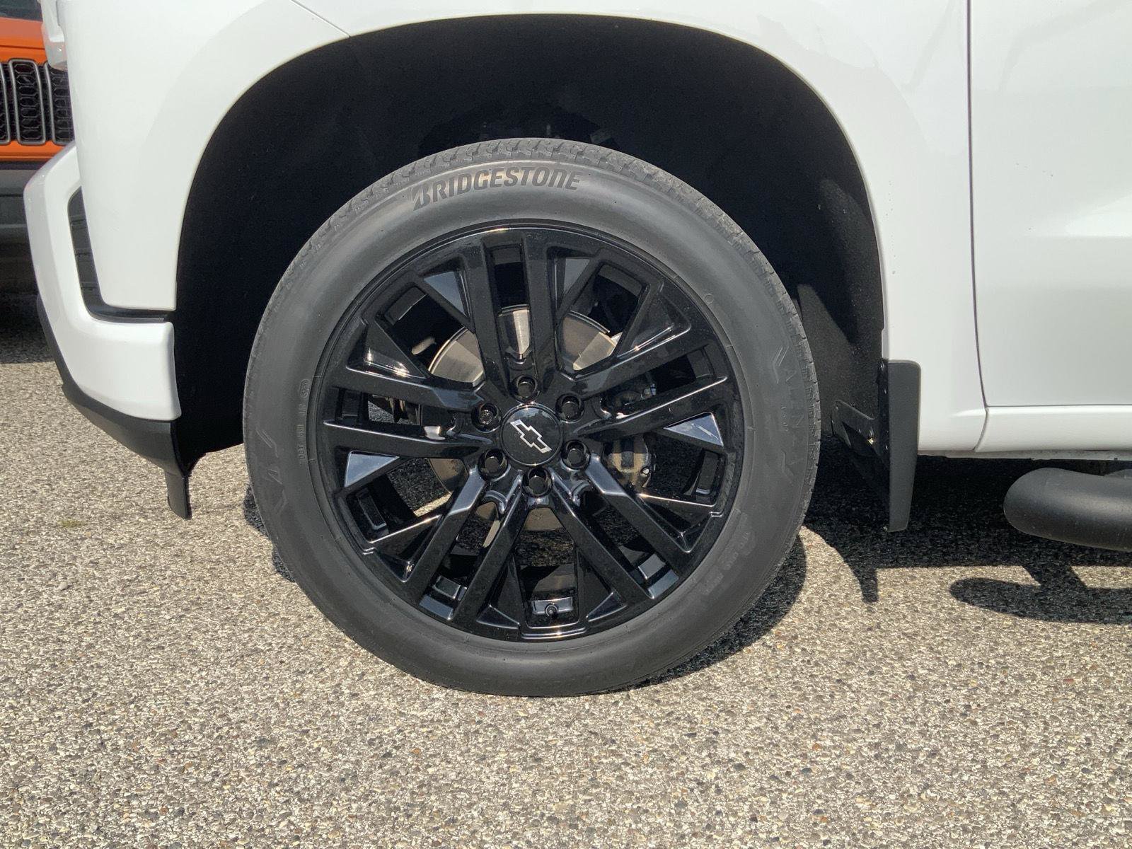 Used 2021 Chevrolet Silverado 1500 RST w/ Rally Edition AWD/4WD image 15