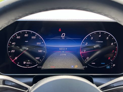 Certified 2025 Mercedes-Benz GLC 300 4MATIC image 21