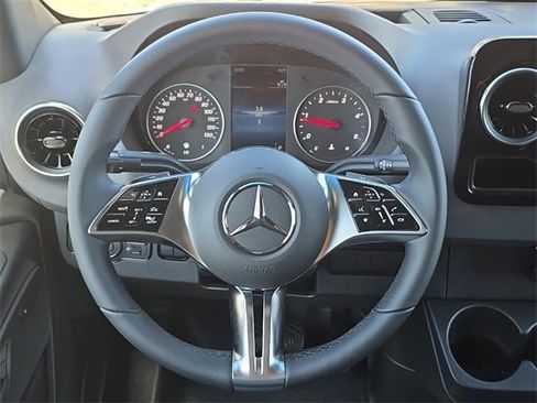 New 2025 Mercedes-Benz Sprinter 2500 image 27