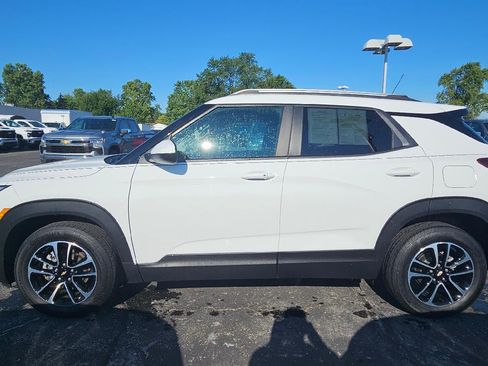 Used 2026 Chevrolet TrailBlazer LT w/ Convenience Package FWD image 5