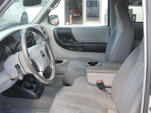 Used 2002 MAZDA B-Series Pickup 2WD Cab Plus B3000 image 16