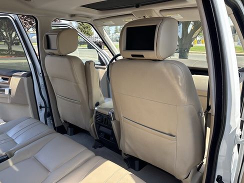 Used 2014 Land Rover LR4 HSE AWD/4WD image 35