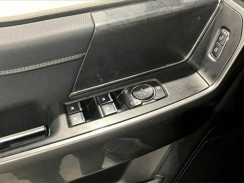 Used 2022 Ford F150 XLT w/ Equipment Group 302A High image 38