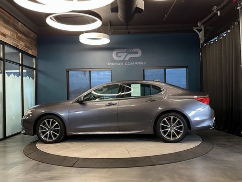 Used 2018 Acura TLX w/ Technology Package AWD/4WD image 6