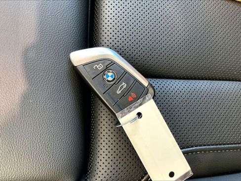 Used 2026 BMW 330i Sedan RWD image 14