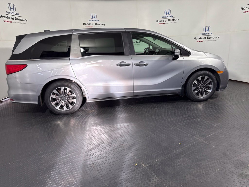 Used 2024 Honda Odyssey EX-L image 3