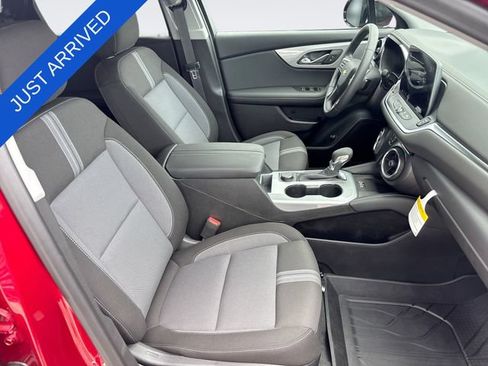 New 2026 Chevrolet Blazer LT w/ Convenience Package FWD image 25