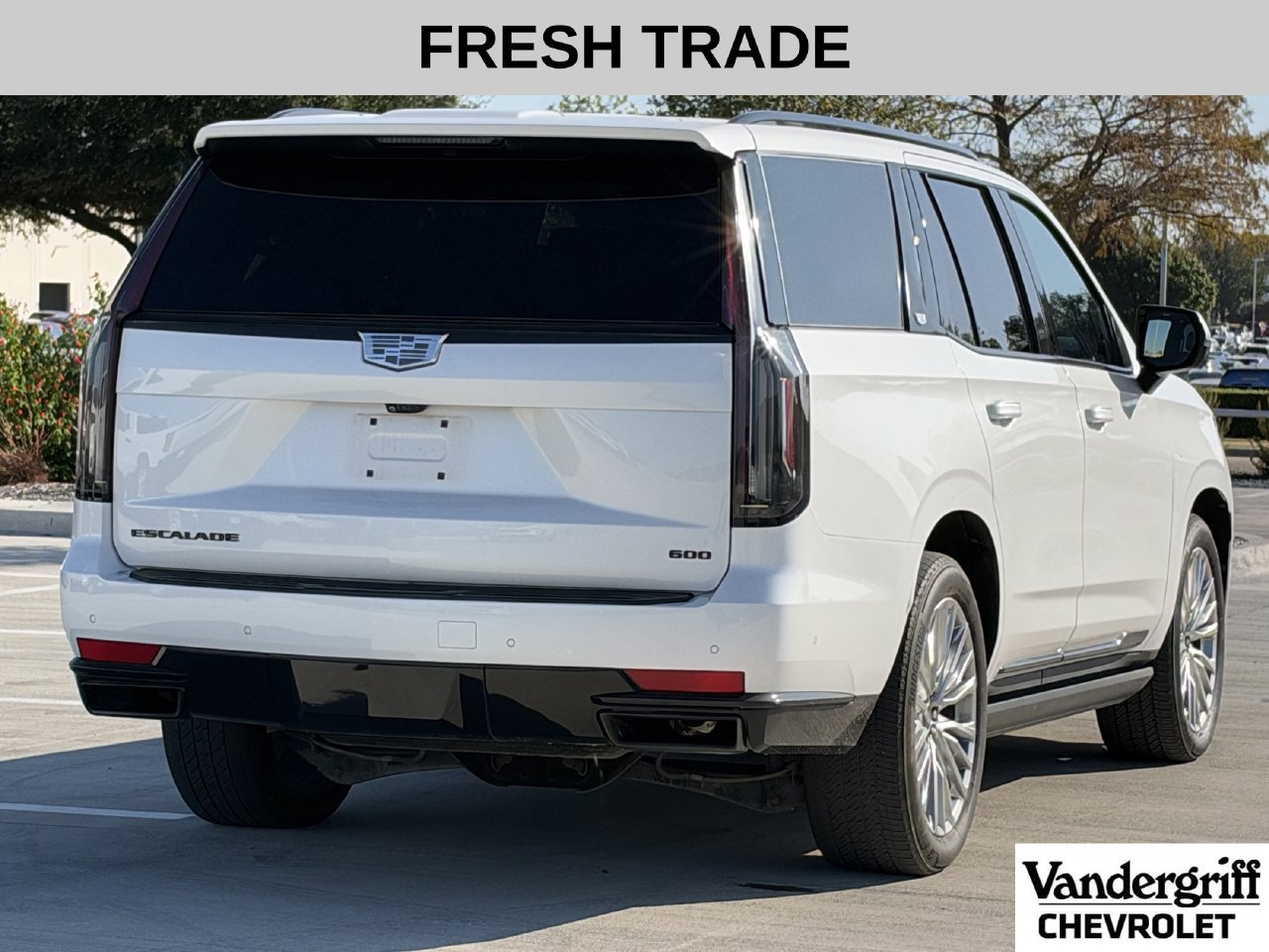 Used 2021 Cadillac Escalade Sport Platinum AWD/4WD image 4