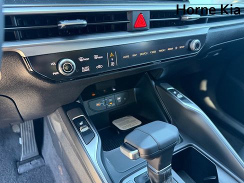 New 2026 Kia Sorento S FWD image 19
