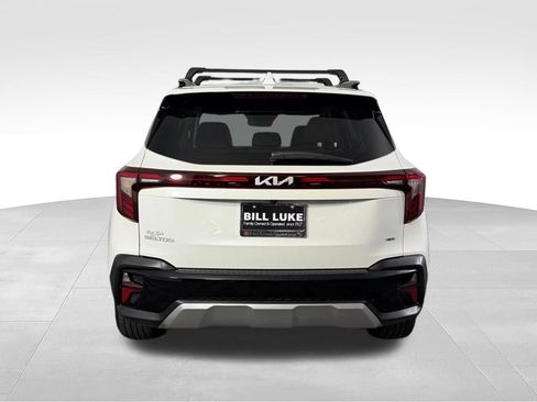 Used 2024 Kia Seltos SX AWD/4WD image 6