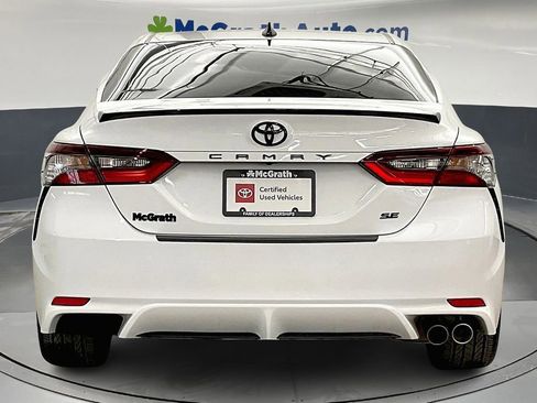 Used 2024 Toyota Camry SE image 5