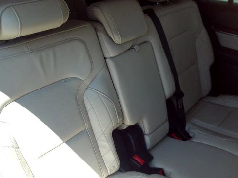 Used 2016 Ford Explorer Platinum AWD/4WD image 31