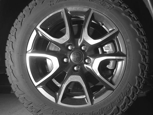 Used 2025 Jeep Compass Trailhawk image 13