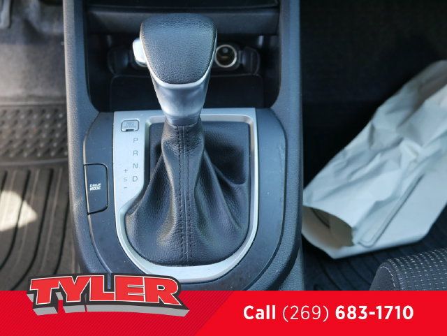 Used 2021 Kia Forte LXS FWD image 30