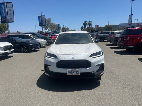 Used 2026 Honda HR-V Sport image 1
