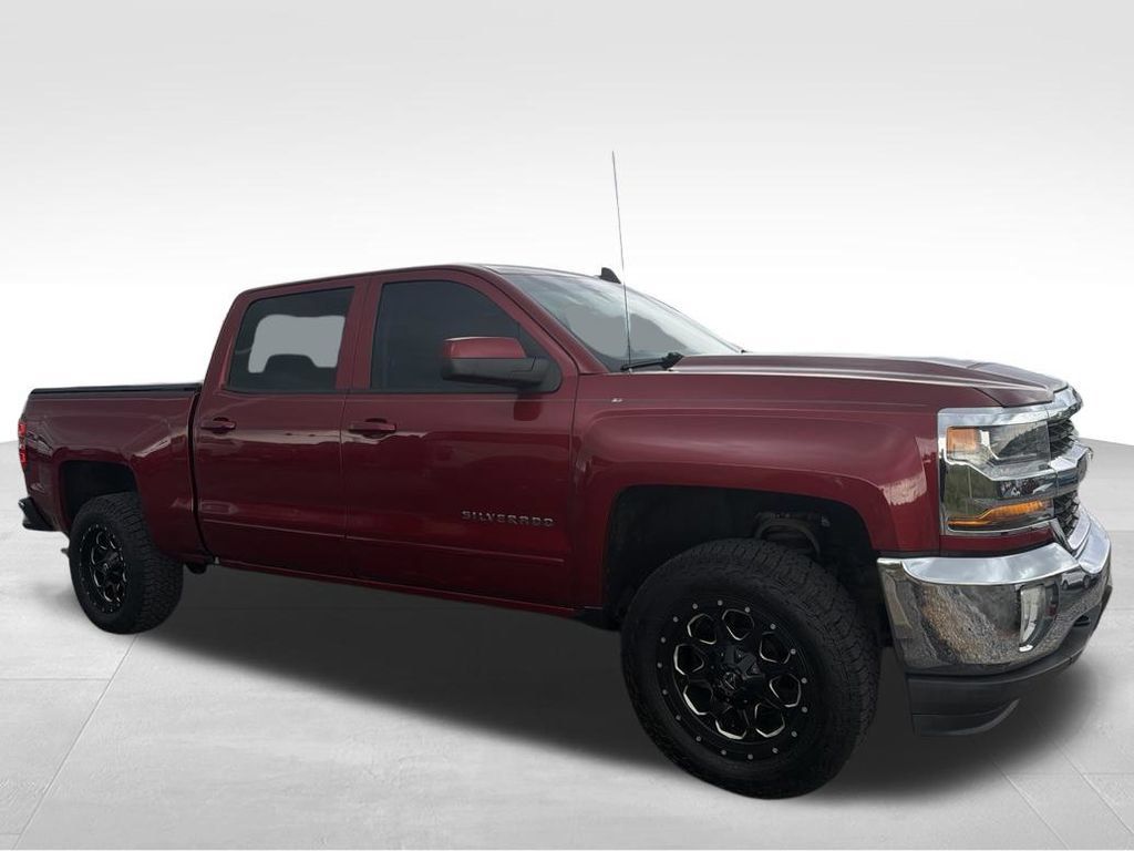 Used 2018 Chevrolet Silverado 1500 LT w/ All Star Edition AWD/4WD image 34
