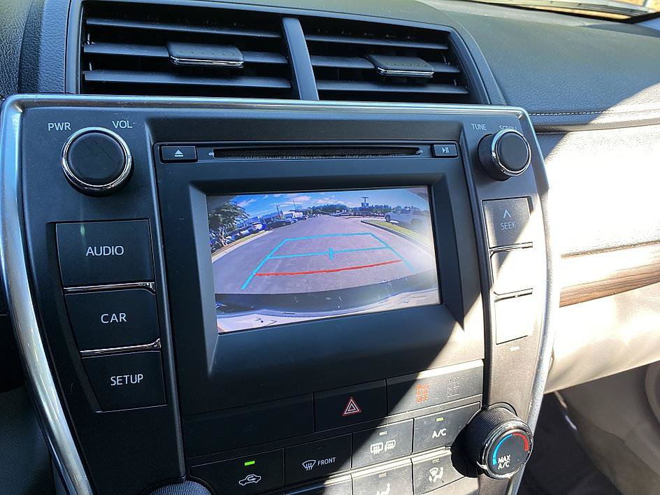 Used 2017 Toyota Camry LE FWD image 18