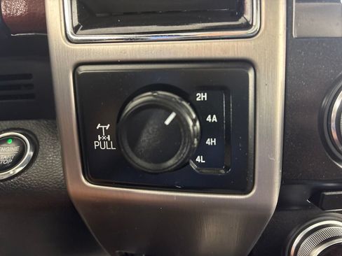 Used 2018 Ford F150 Platinum w/ Equipment Group 701A Luxury AWD/4WD image 37