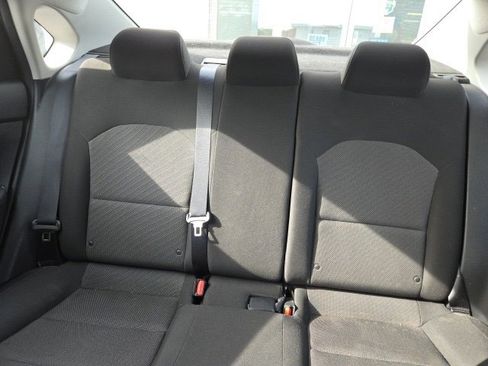 Used 2023 Kia Forte LXS image 8