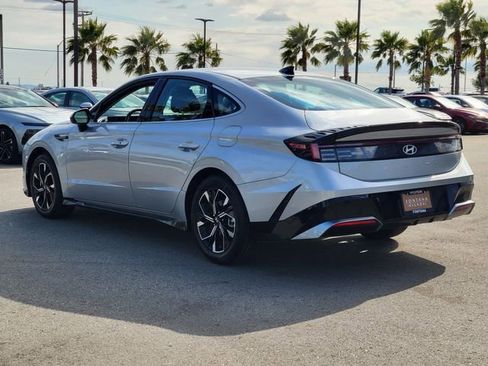 Certified 2025 Hyundai Sonata SEL FWD image 3
