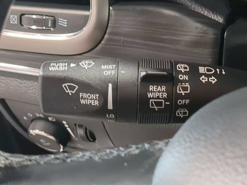 Used 2020 Jeep Grand Cherokee Limited w/ Premium Lighting Group AWD/4WD image 31