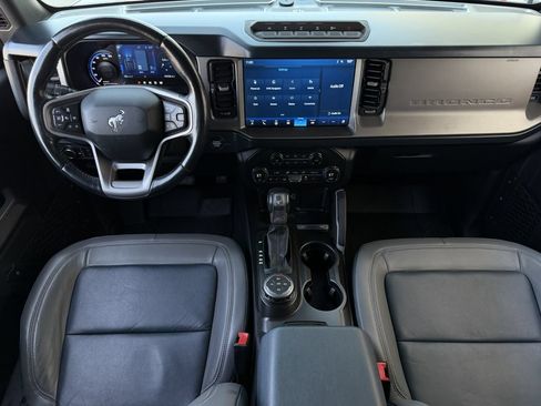 Used 2021 Ford Bronco First Edition AWD/4WD image 10