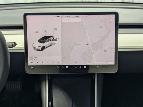 Used 2020 Tesla Model 3 Standard Range image 12