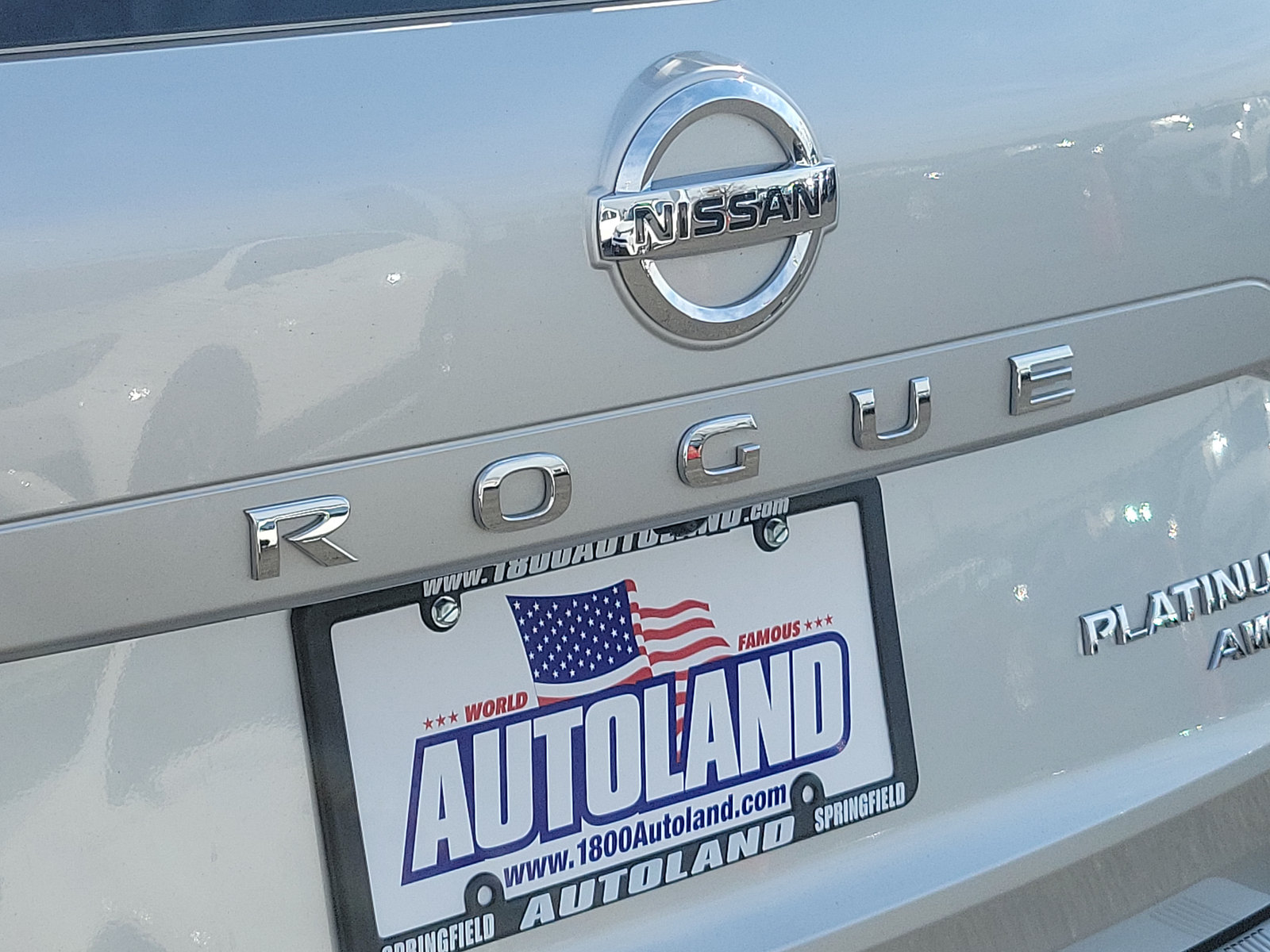 Used 2021 Nissan Rogue Platinum AWD/4WD image 26
