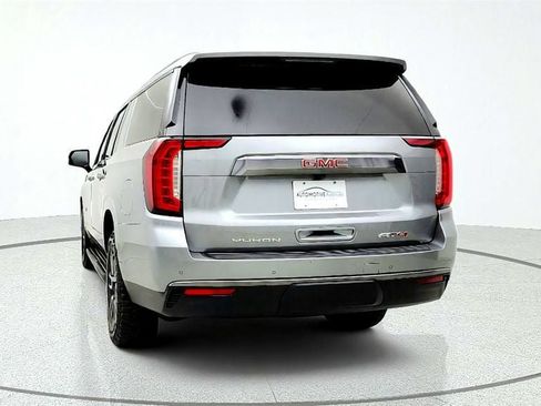 Used 2024 GMC Yukon XL AT4 w/ Technology Package AWD/4WD image 6