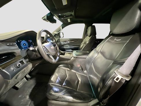 Used 2016 Cadillac Escalade Platinum image 16
