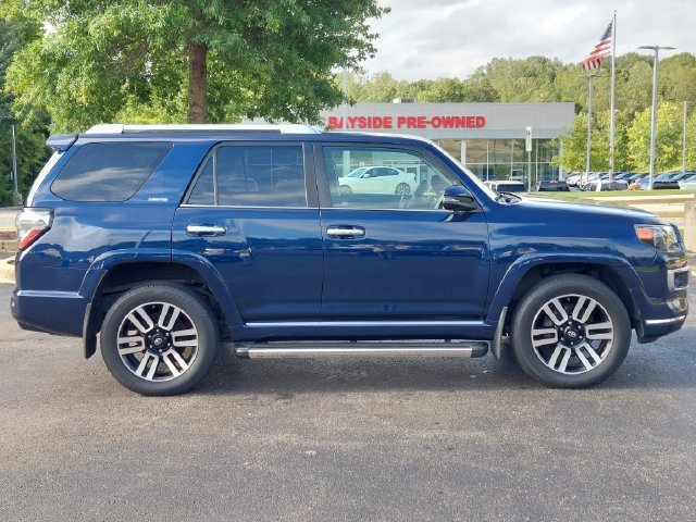 Used 2020 Toyota 4Runner Limited AWD/4WD image 28