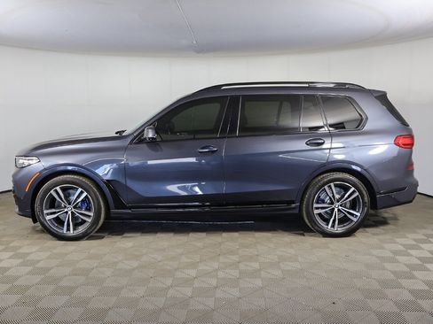 Used 2022 BMW X7 xDrive40i w/ M Sport Package image 19