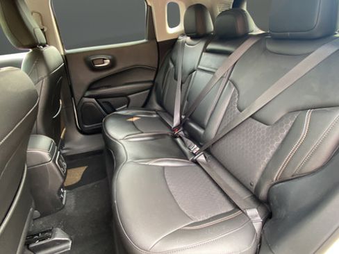 Used 2019 Jeep Compass Latitude AWD/4WD image 22