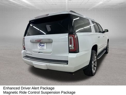 Used 2017 GMC Yukon XL Denali w/ Open Road Package AWD/4WD image 13