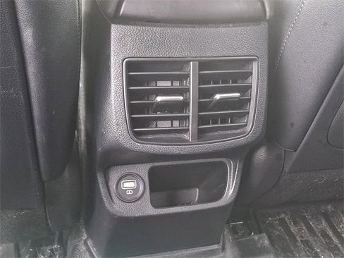 Used 2021 Kia Seltos EX image 11