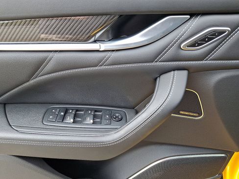 Used 2022 Maserati Levante Modena S AWD/4WD image 12