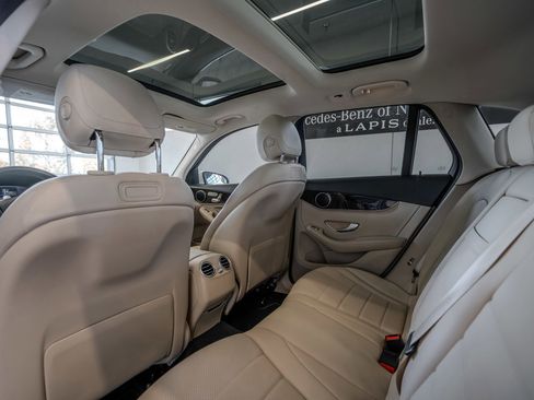 Used 2018 Mercedes-Benz GLC 300 GLC 300 image 25
