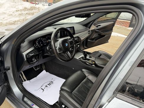 Used 2018 BMW M550i xDrive w/ Driving Assistance Package image 14