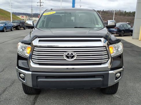 Used 2015 Toyota Tundra Limited w/ Limited Premium Package image 9