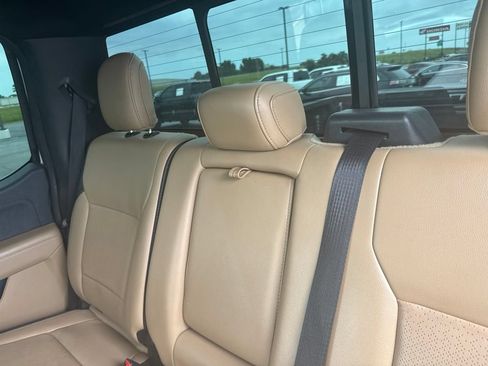 Used 2022 Ford F150 Lariat RWD image 11