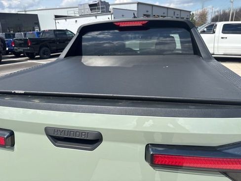 Used 2022 Hyundai Santa Cruz SE image 9