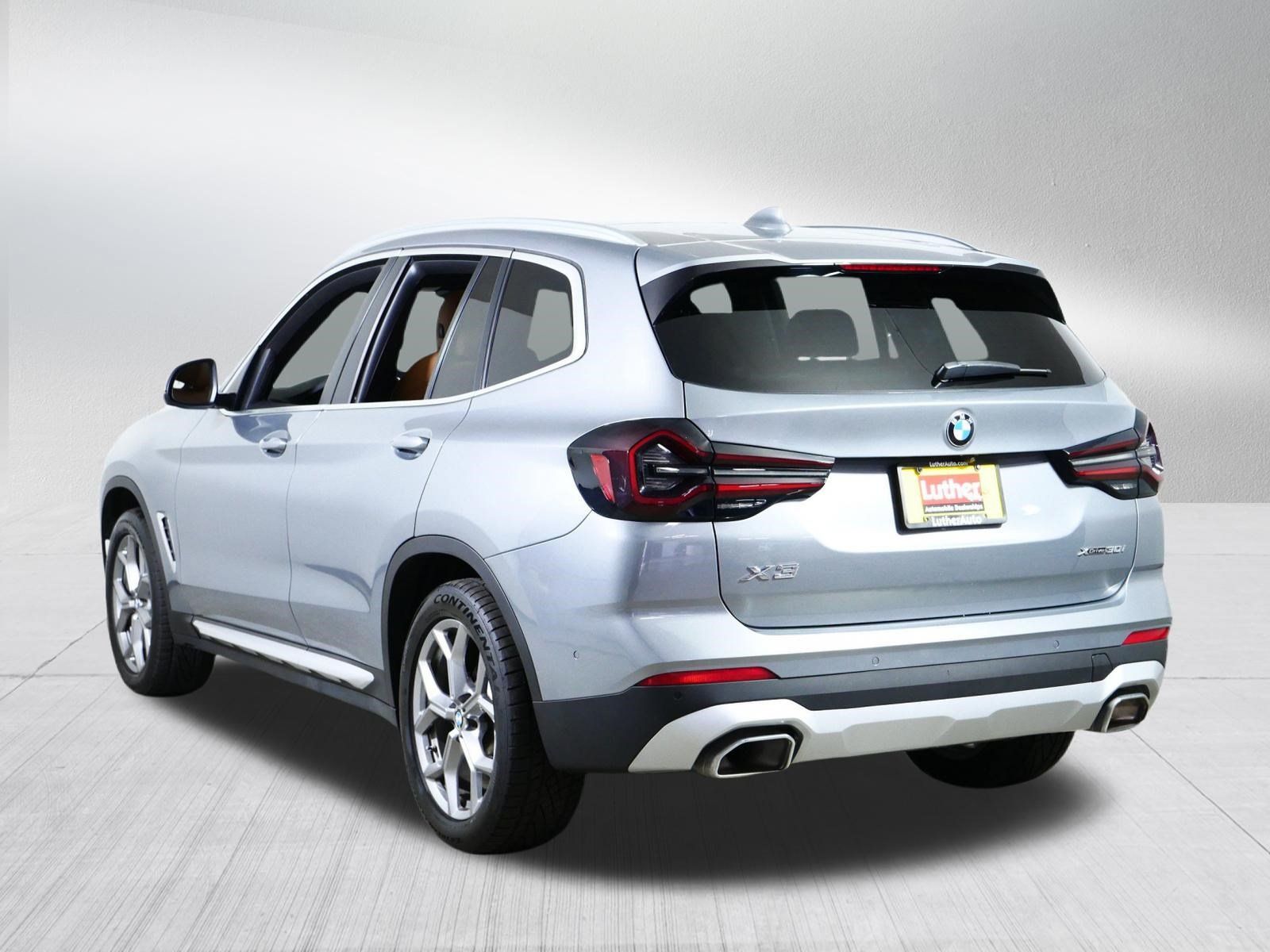 Certified 2024 BMW X3 xDrive30i w/ Premium Package AWD/4WD image 5