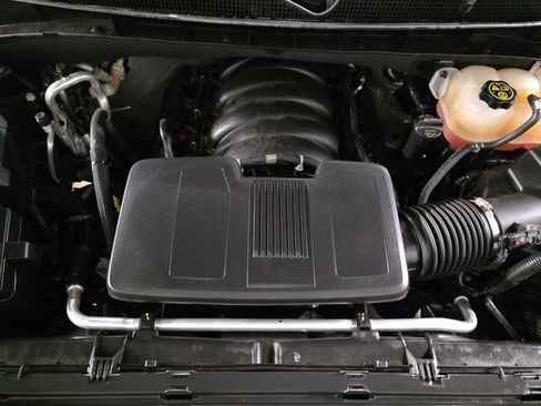 Certified 2023 Cadillac Escalade ESV Premium Luxury image 34