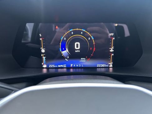 Used 2023 Chevrolet Colorado Z71 image 13