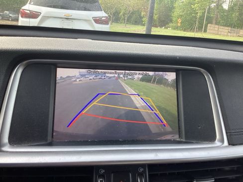 Used 2020 Kia Optima LX image 10