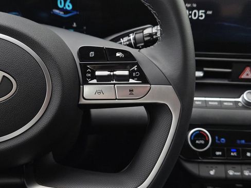 New 2026 Hyundai Elantra Limited FWD image 11