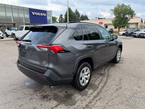 Used 2021 Toyota RAV4 LE AWD/4WD image 4