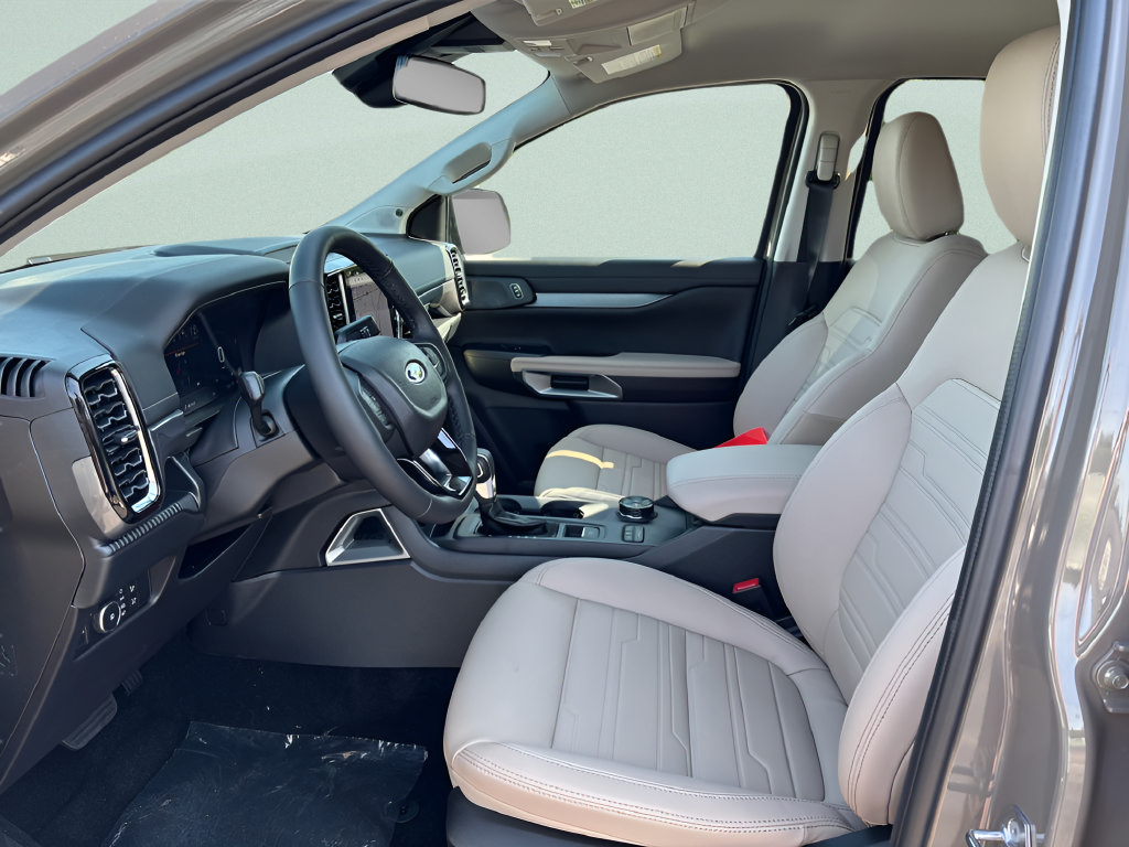 New 2026 Ford Ranger Lariat w/ FX4 Off-Road Package AWD/4WD image 3