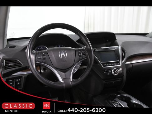 Used 2018 Acura MDX w/ Technology & Entertainment image 6