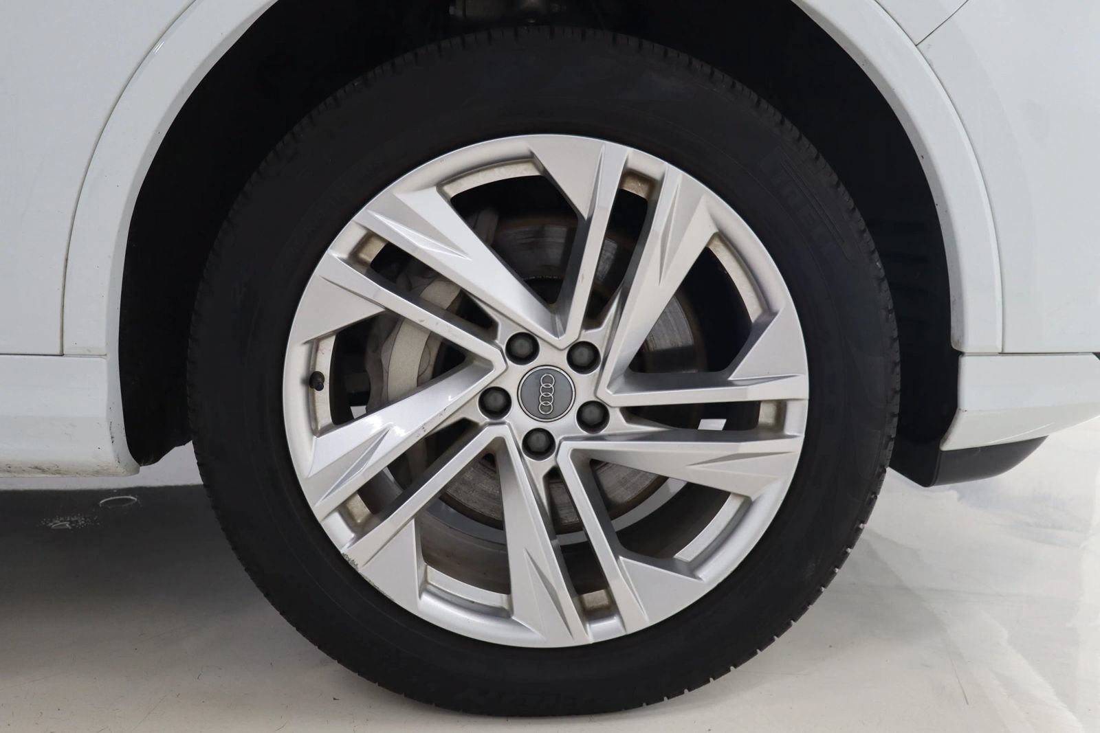 Used 2020 Audi Q7 3.0T Premium w/ Convenience Package AWD/4WD image 14